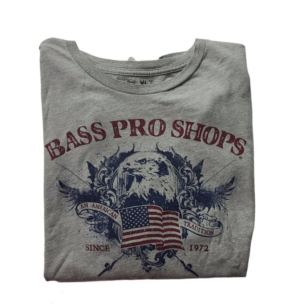 Bass Pro Shops Gray T-Shirt An American Tradition